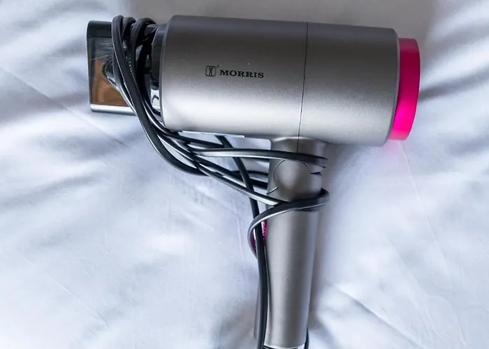 Kamara Bound In The Heart Of Center By Binobi! * סלוניקי