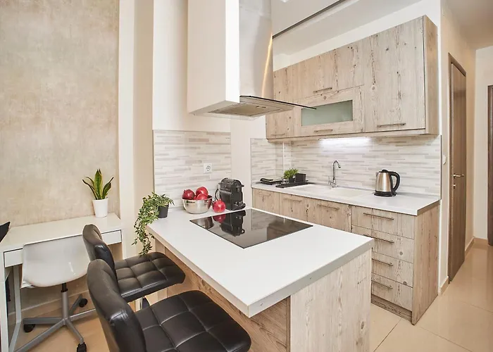 Kamara Bound In The Heart Of Center By Binobi! *