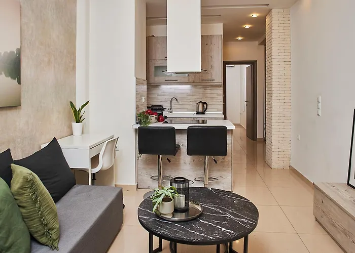 Kamara Bound In The Heart Of Center By Binobi! * סלוניקי