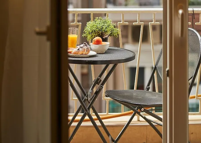 Kamara Bound In The Heart Of Center By Binobi!